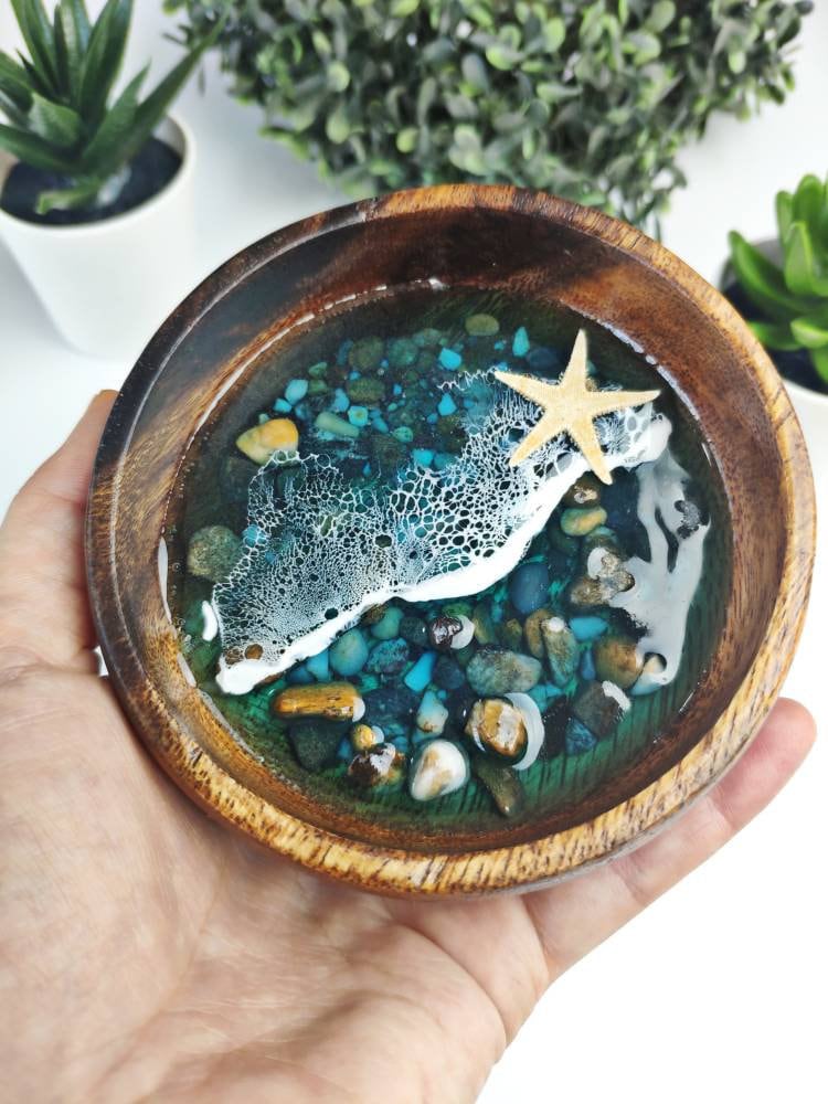 Personalized Gift for Girlfriend Gift for Him Best Friend Jewelry Dish Beach Themed Resin Art Gift for Teacher Gift for Mum Pebble Art Gift