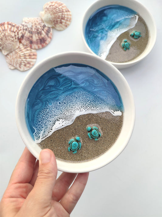Turtle Gift Ceramic Jewelry Dish Ocean Wave Ring Dish Beach Unique Gifts for Her 7th Anniversary Gift Unique Birthday Gifts for Friends